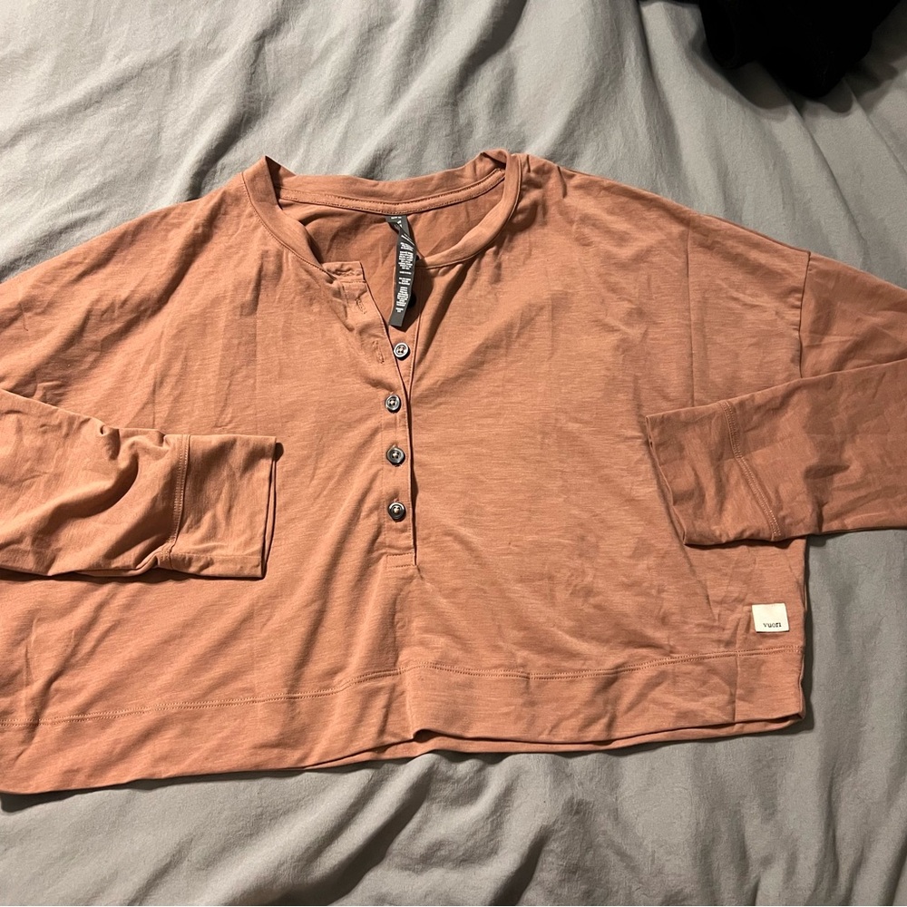 Vuori Terracotta Buttoned Crop Top